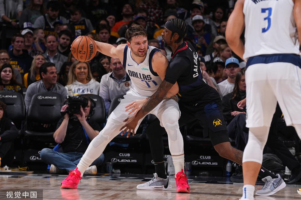 更高的商业 更高的商业