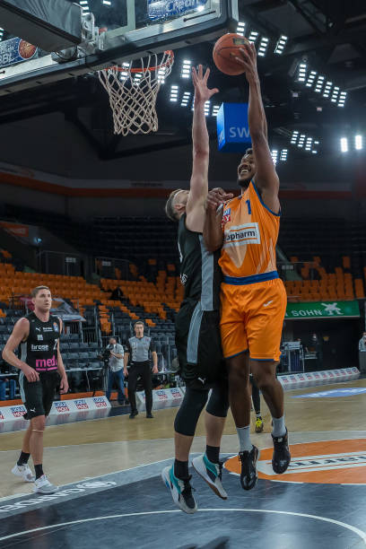 件不仅是一 件不仅是一