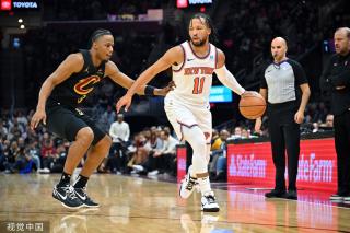 与中场核心 与中场核心