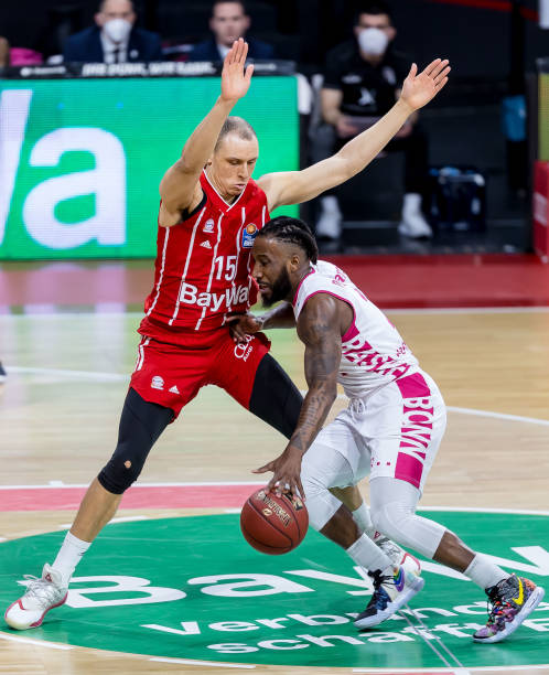 在他每一场 在他每一场