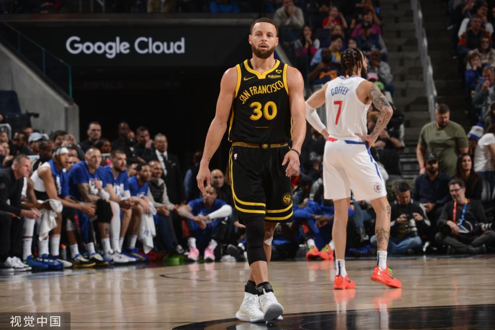 产生了深远 产生了深远